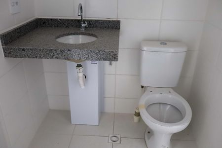 Apartamento à venda com 55m², 2 quartos e 1 vaga Apartamento à venda com 55m², 2 quartos e 1 vagaBanheiro