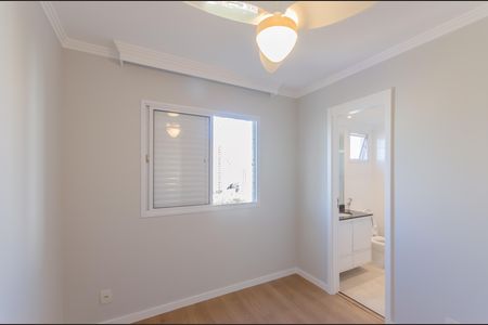 Apartamento à venda com 100m², 4 quartos e 3 vagas Apartamento à venda com 100m², 4 quartos e 3 vagasSuíte