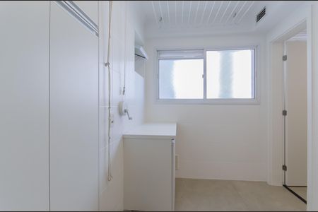 Apartamento à venda com 100m², 4 quartos e 3 vagas Apartamento à venda com 100m², 4 quartos e 3 vagasÁrea de Serviço