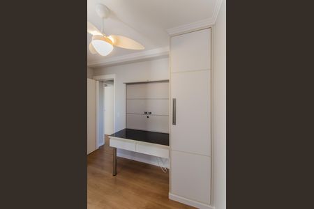 Apartamento à venda com 100m², 4 quartos e 3 vagas Apartamento à venda com 100m², 4 quartos e 3 vagasQuarto 2