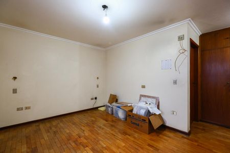 Casa à venda com 475m², 3 quartos e 4 vagas Casa à venda com 475m², 3 quartos e 4 vagasSuíte
