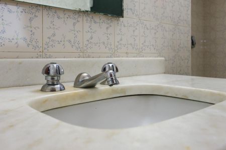 Casa à venda com 475m², 3 quartos e 4 vagas Casa à venda com 475m², 3 quartos e 4 vagasBanheiro da Suíte
