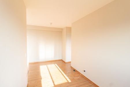 Sala de apartamento para alugar com 1 quarto, 40m² em Padroeira, Osasco