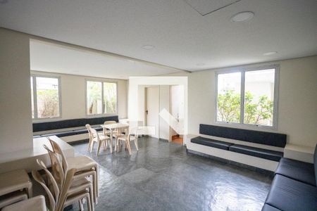 Apartamento à venda com 53m², 2 quartos e 1 vaga Apartamento à venda com 53m², 2 quartos e 1 vagaÁrea comum - Salão de festas