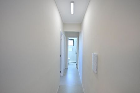 Corredor de apartamento à venda com 2 quartos, 56m² em Jardim Wanda, Taboão da Serra