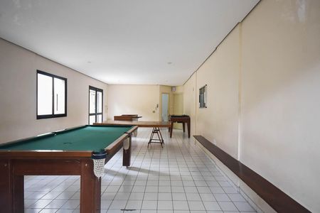 Apartamento para alugar com 56m², 2 quartos e sem vaga Apartamento para alugar com 56m², 2 quartos e sem vagaSalão de Jogos