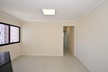Sala de apartamento à venda com 2 quartos, 56m² em Jardim Wanda, Taboão da Serra