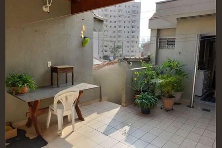 Casa à venda com 177m², 3 quartos e sem vaga