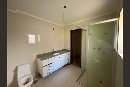 Casa para alugar com 4 quartos, 383m² em Jardim dos Estados, São Paulo