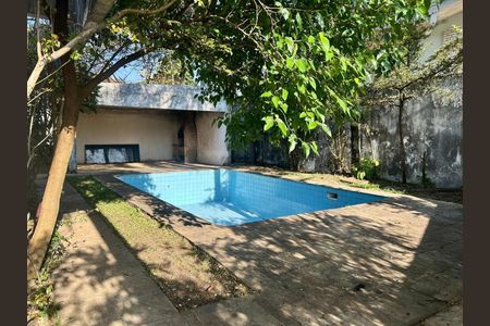 Casa para alugar com 4 quartos, 383m² em Jardim dos Estados, São Paulo
