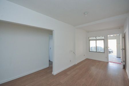 Casa à venda com 4 quartos, 180m² em Cidade Dutra, São Paulo