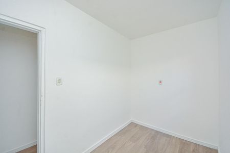 Casa à venda com 4 quartos, 180m² em Cidade Dutra, São Paulo