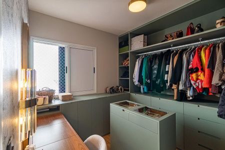 Casa à venda com 273m², 4 quartos e 3 vagas