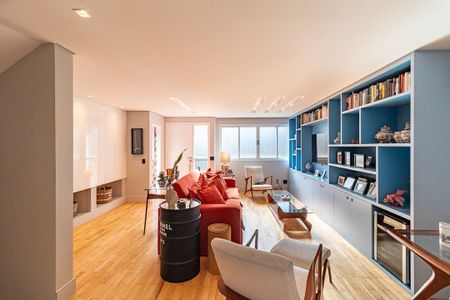 Casa à venda com 273m², 4 quartos e 3 vagas