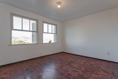 Quarto 2 de apartamento para alugar com 2 quartos, 66m² em Petrópolis, Porto Alegre
