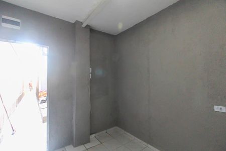 Casa para alugar com 82m², 2 quartos e sem vaga Casa para alugar com 82m², 2 quartos e sem vagaSala