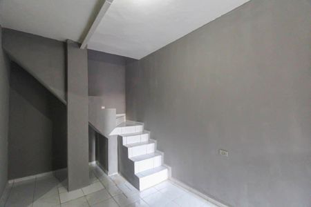 Sala de casa para alugar com 2 quartos, 82m² em Jardim Sao Francisco, São Paulo