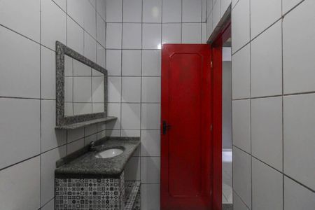 Casa para alugar com 82m², 2 quartos e sem vaga Casa para alugar com 82m², 2 quartos e sem vagaBanheiro