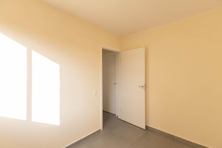 Quarto 2 de apartamento para alugar com 2 quartos, 38m² em Vila Santos, São Paulo