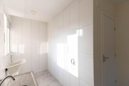 Apartamento para alugar com 38m², 2 quartos e sem vaga Apartamento para alugar com 38m², 2 quartos e sem vagaCozinha e Área de Serviço