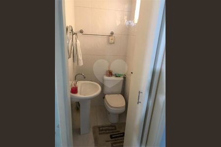 Casa à venda com 3 quartos, 180m² em Jardim São Paulo, São Paulo