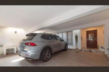 Casa à venda com 280m², 4 quartos e 3 vagas