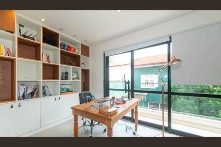 Casa à venda com 4 quartos, 280m² em Cidade Monções, São Paulo