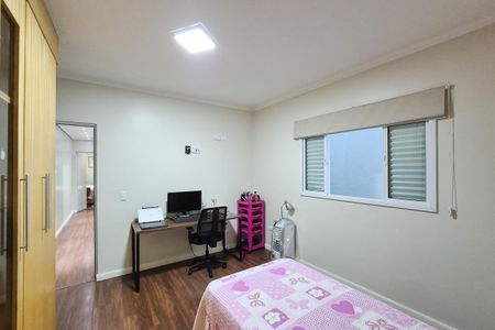 Casa à venda com 269m², 3 quartos e 2 vagasQuarto 2 