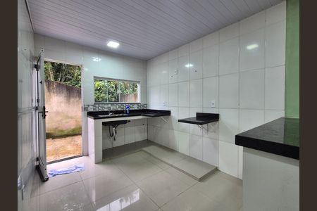 Casa de condomínio para alugar com 113m², 2 quartos e 1 vaga