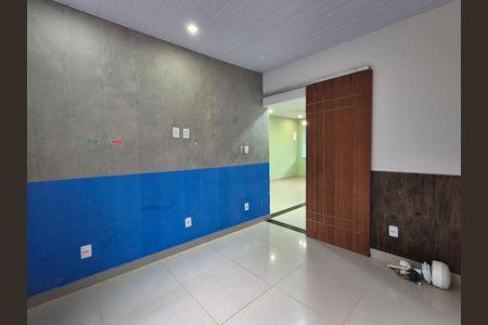 Casa de condomínio para alugar com 113m², 2 quartos e 1 vaga
