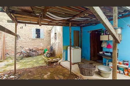 Casa à venda com 117m², 2 quartos e sem vagaQuintal 
