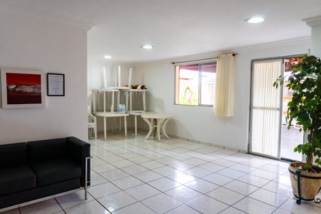 Apartamento à venda com 59m², 2 quartos e 1 vaga Apartamento à venda com 59m², 2 quartos e 1 vagaÁrea comum - Salão de festas