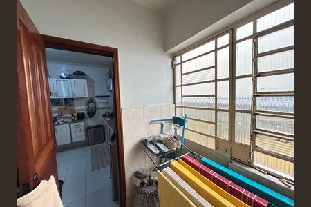 Apartamento à venda com 89m², 2 quartos e 1 vagaÁrea de Serviço