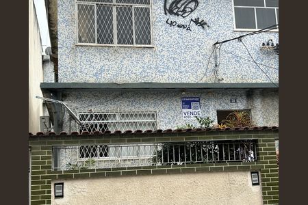 Apartamento à venda com 89m², 2 quartos e 1 vagaFachada  Placa