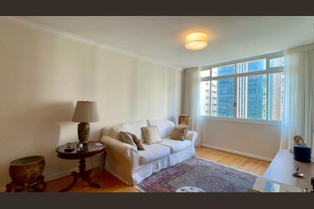 Apartamento para alugar com 118m², 3 quartos e 2 vagasSala de TV