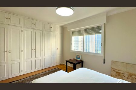 Apartamento para alugar com 118m², 3 quartos e 2 vagasQuarto 2