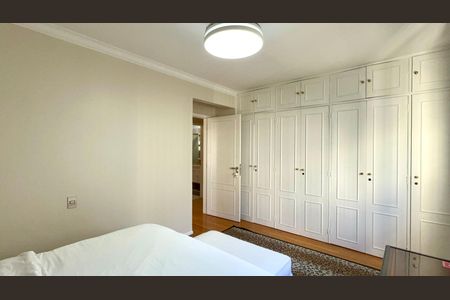 Apartamento para alugar com 118m², 3 quartos e 2 vagasQuarto 2