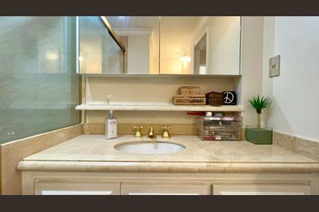 Apartamento para alugar com 118m², 3 quartos e 2 vagasBanheiro 2