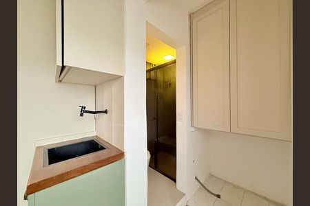Área de Serviço de apartamento para alugar com 2 quartos, 50m² em Cidade Monções, São Paulo