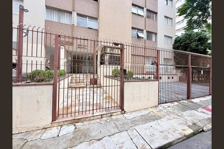 Fachada de apartamento para alugar com 2 quartos, 50m² em Cidade Monções, São Paulo