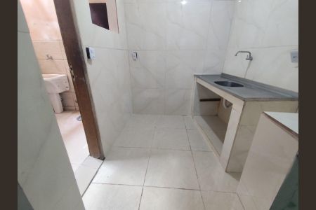 Casa para alugar com 40m², 1 quarto e 1 vaga