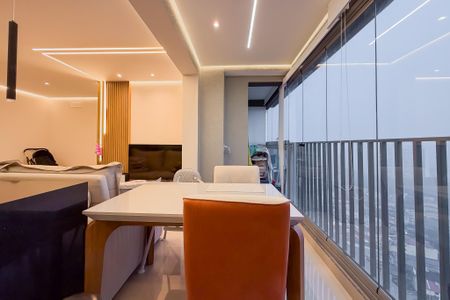 Sala - Varanda de apartamento para alugar com 2 quartos, 50m² em Ipiranga, São Paulo