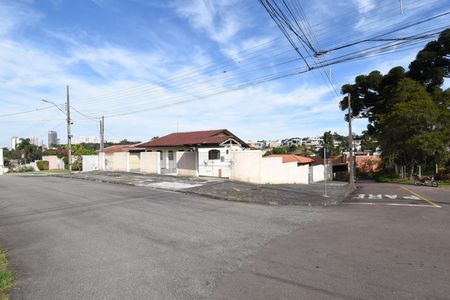Casa à venda com 600m², 2 quartos e 5 vagasFachada