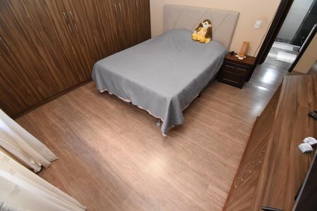 Casa à venda com 600m², 2 quartos e 5 vagasQuarto 2