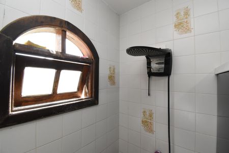 Casa à venda com 600m², 2 quartos e 5 vagasBanheiro 