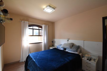 Casa à venda com 600m², 2 quartos e 5 vagasQuarto 1