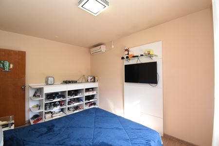 Casa à venda com 600m², 2 quartos e 5 vagasQuarto 1