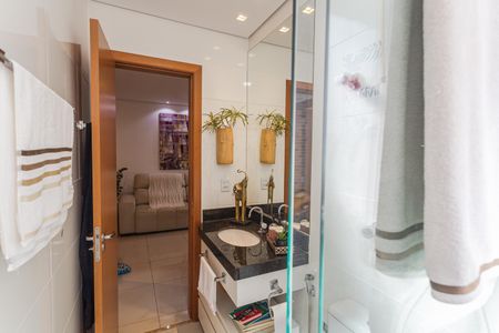 Apartamento à venda com 113m², 2 quartos e 2 vagas Apartamento à venda com 113m², 2 quartos e 2 vagasBanheiro Social