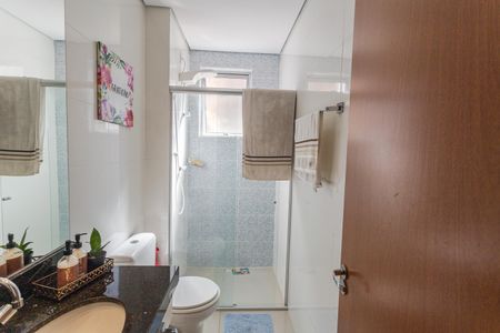 Apartamento à venda com 113m², 2 quartos e 2 vagas Apartamento à venda com 113m², 2 quartos e 2 vagasBanheiro Social