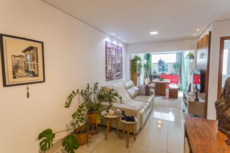 Apartamento à venda com 113m², 2 quartos e 2 vagas Apartamento à venda com 113m², 2 quartos e 2 vagasSala